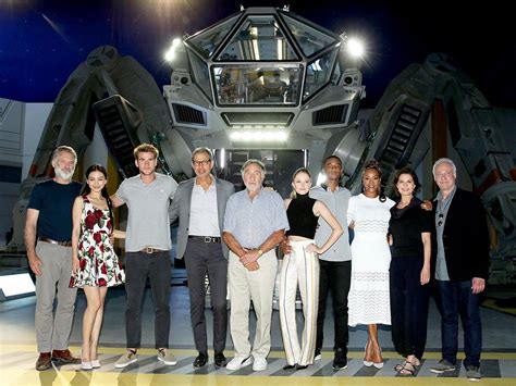 independence day resurgence cast